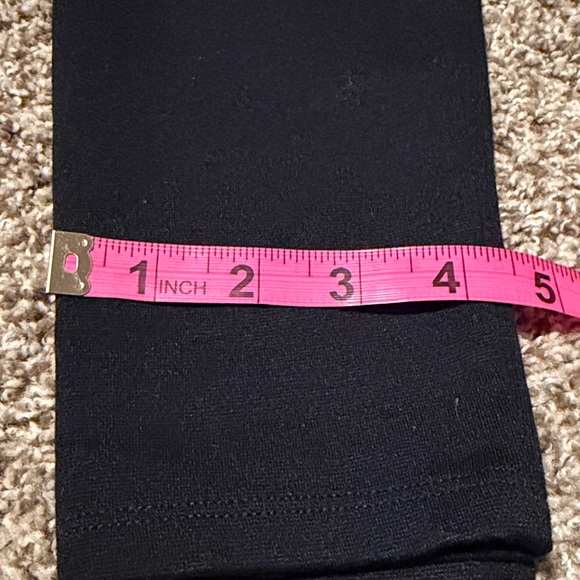 Assets by Spanx Black High-Rise Slimming Leggings (L) - EUC! - Picture 9 of 11